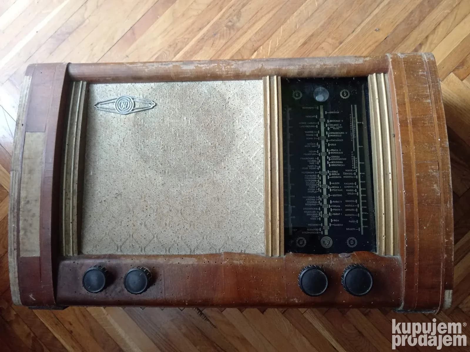 Stari cevni radio Tesla 54 C Nikola Tesla proizveden 1954