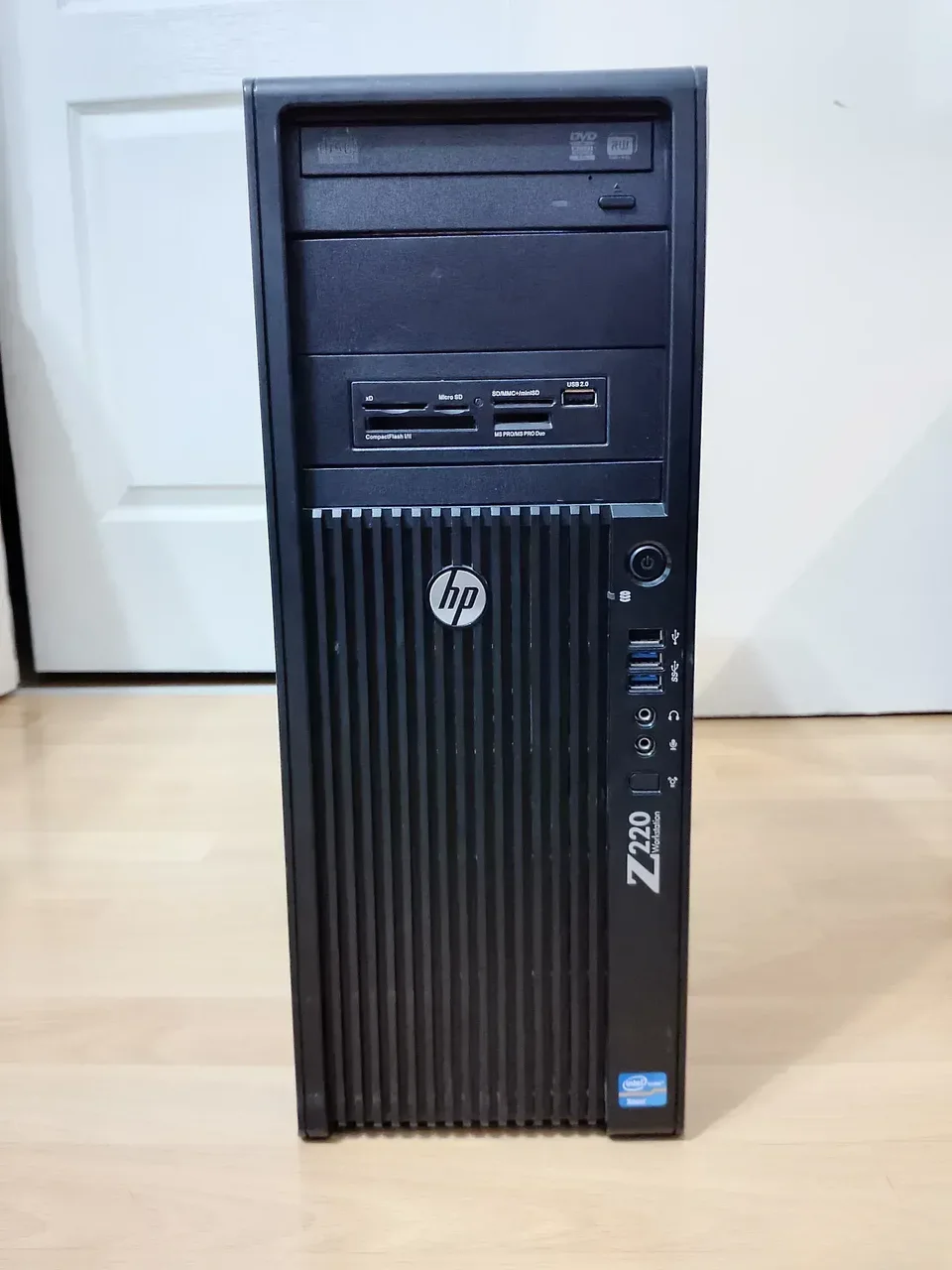 HP Z220 i7-3770/ 16GB / SSD 240GB + 500GB HDD / Quadro K2200