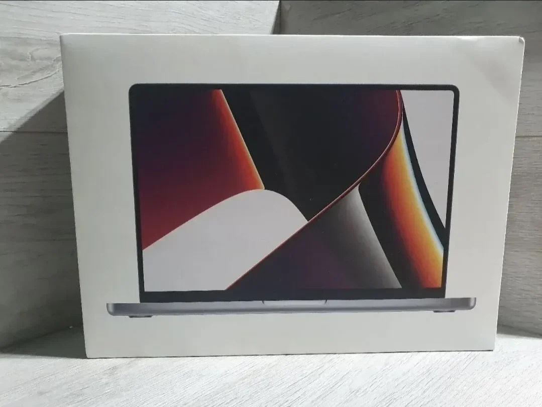 MacBook pro 14 inch A2442 - kutija -