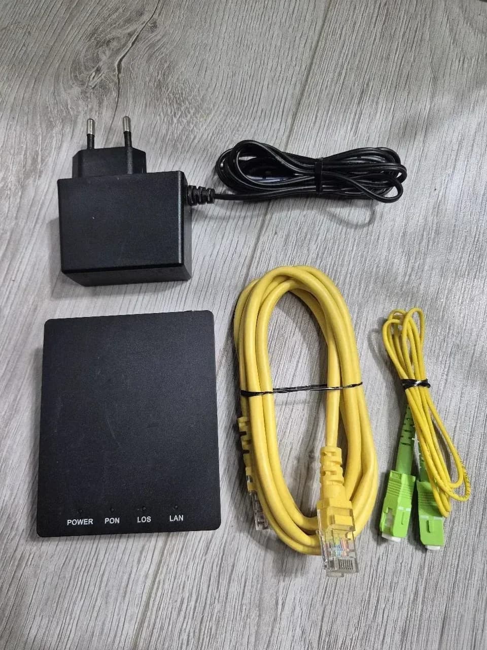 Huawei OptiXstar HG8010Hv6-10 GPON terminal