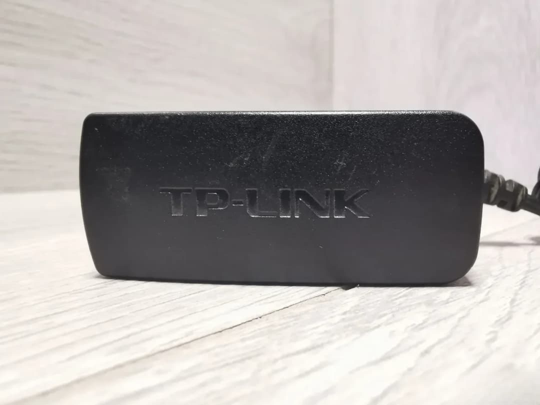 TP-Link Adapter 9V 0.6A