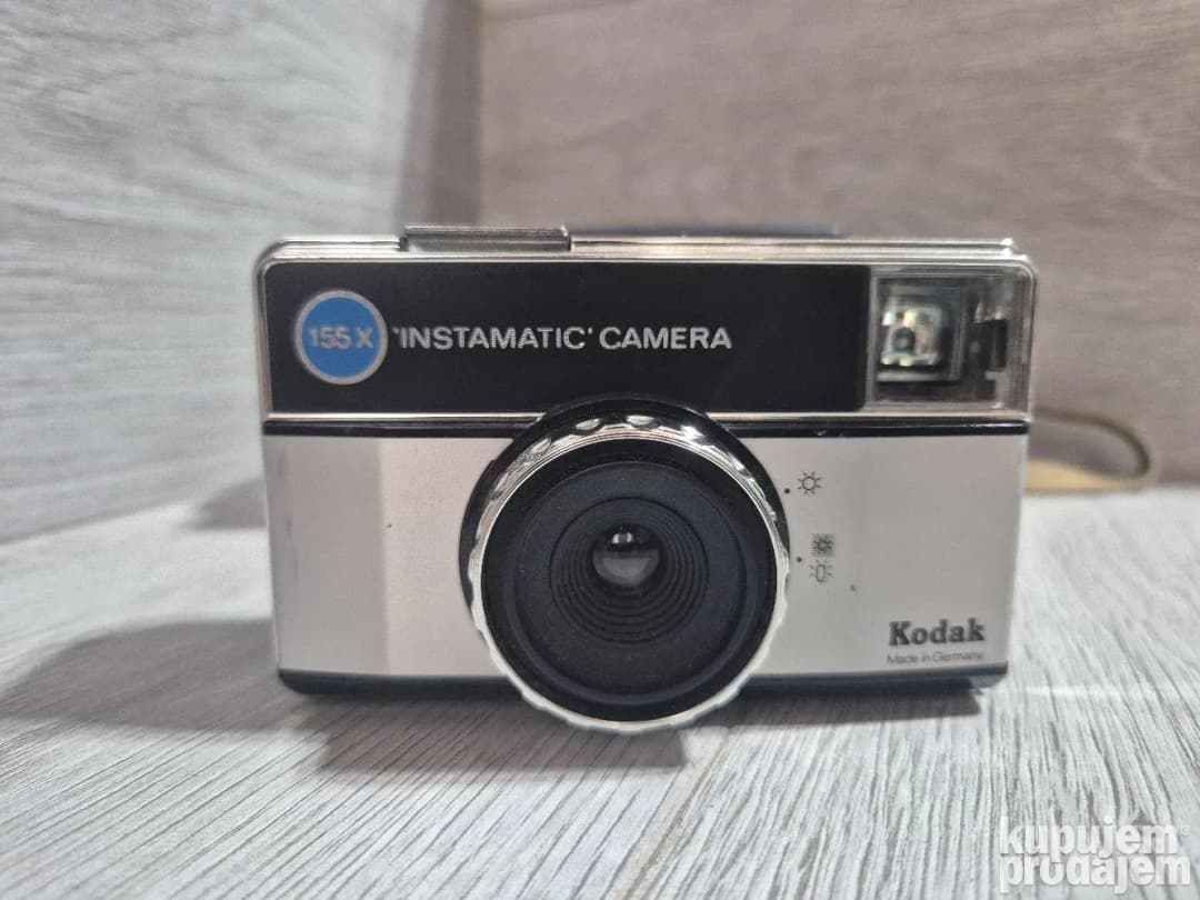 Kodak Instamatic 155X kamera - fotoaparat