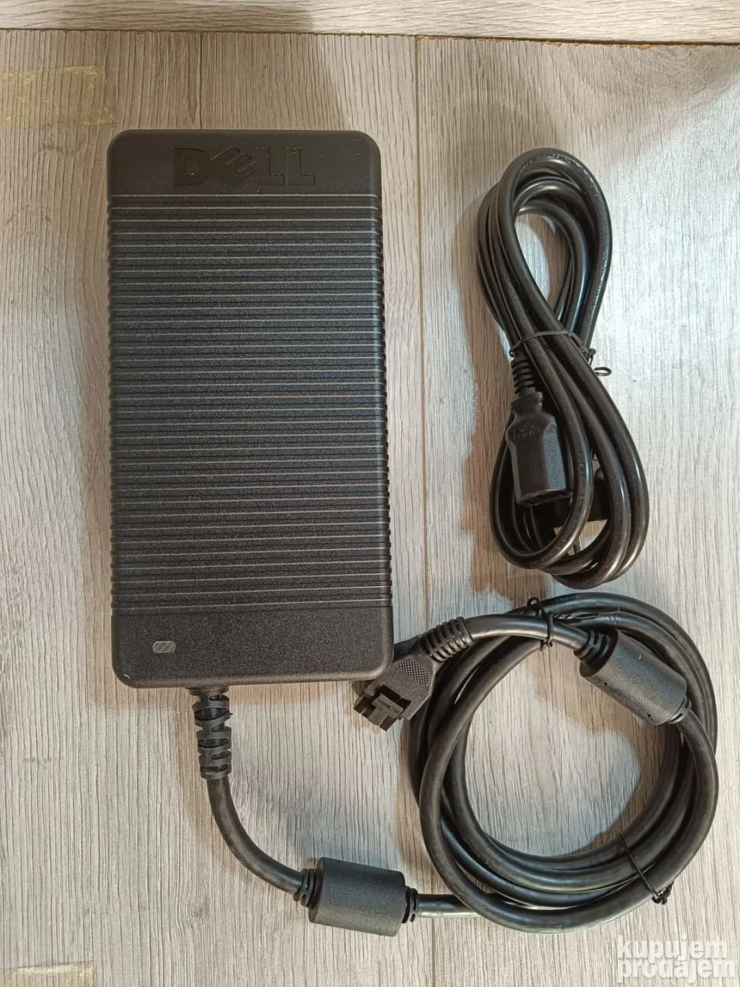 Dell 12V 18A (D220P-01) ORIGINAL