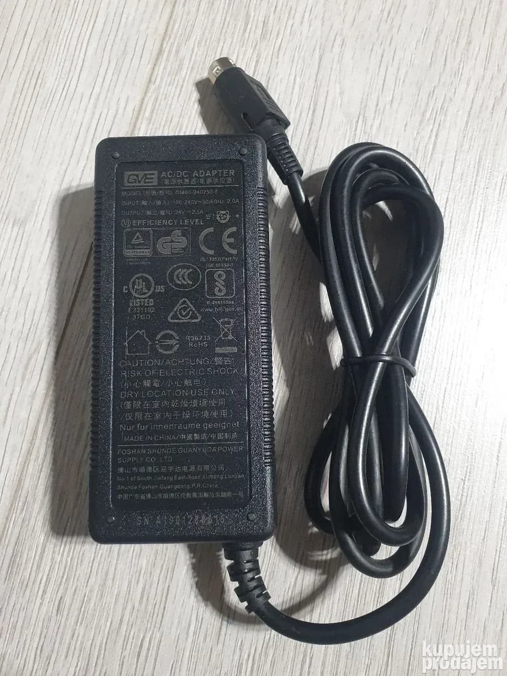 Adapter 24V 2.5A tri pina (GM60-240250-F)