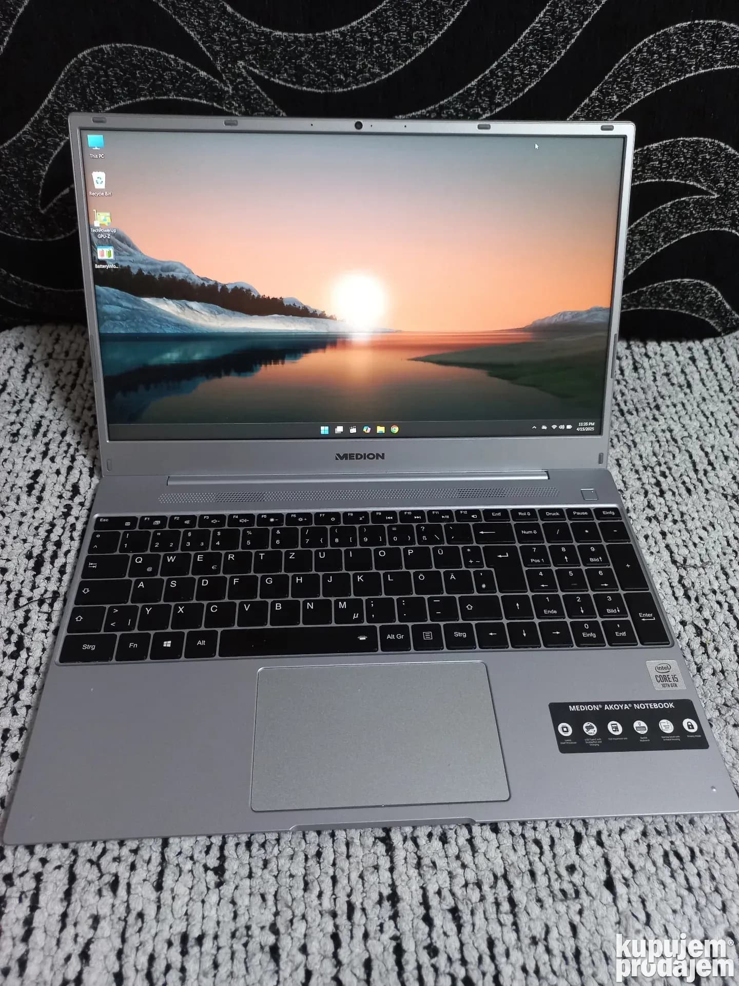 Medion E15408/i5-1035G4/8gb ddr4/256gb ssd/Intel Iris