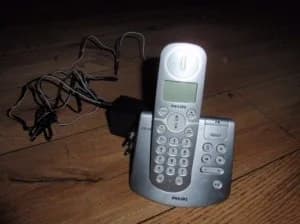 telefon PHILIPS