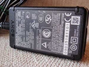 punjac SONY AC-L200