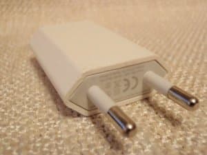 Apple punjac A1300