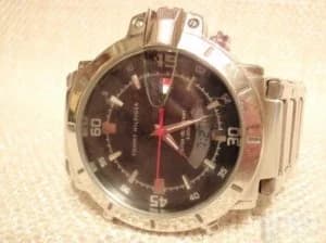 sat TOMMY HILFIGER dual time