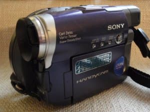 SONY DCR-DVD101e camkorder