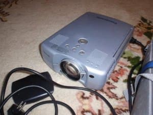 panasonic PT-L701E projektor