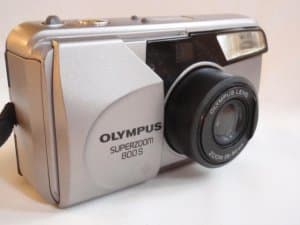 OLIMPUS 800s zum