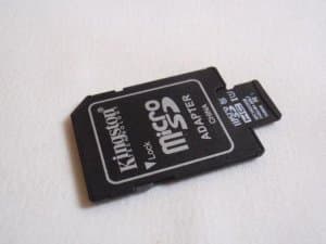 32GB mikro SD memorija