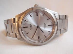CASIO muski sat