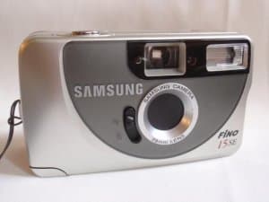 SAMSUNG Fino 15se sa filmom