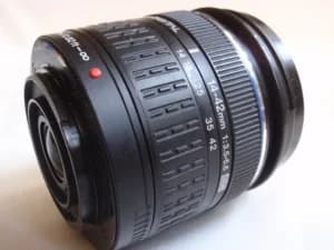 14-42 ED Olimpus objektiv