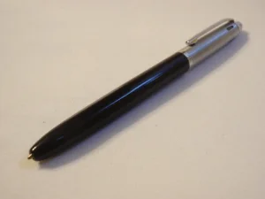 PELIKAN 4 color hemijska