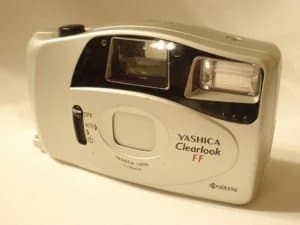 YASHICA clearlook FF analogni fotoaparat