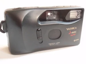 YASHICA mini J analogni fotoaparat