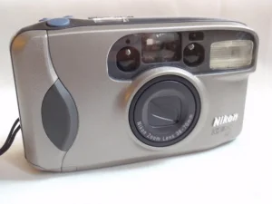 NIKON ZOOM 210 AF analogni fotoaparat