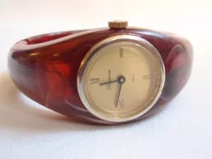 Lucerne Swiss made zenski sat