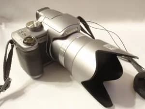 Panasonic DMC-FZ8 fotoaparat