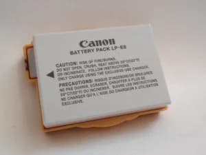 CANON LP-E8 baterija