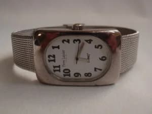 PIERE Lenier zenski sat xxxw