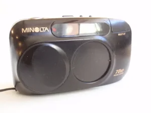 MINOLTA 70W analogni fotoaparat