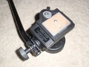 MANFROTTO 200 stativ glava