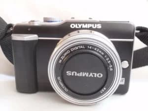 OLIMPUS E-PL1 +14-42 + adapter