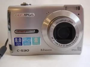 OLIMPUS C-530 kompakt aparat