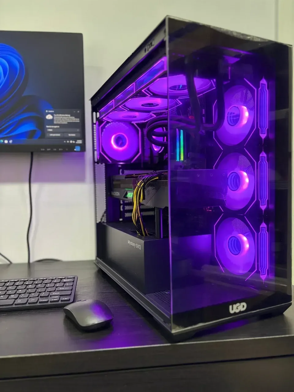 GAMER Ryzen 9 9950X3D/32GB DDR5/M.2 2TB/RTX 4080